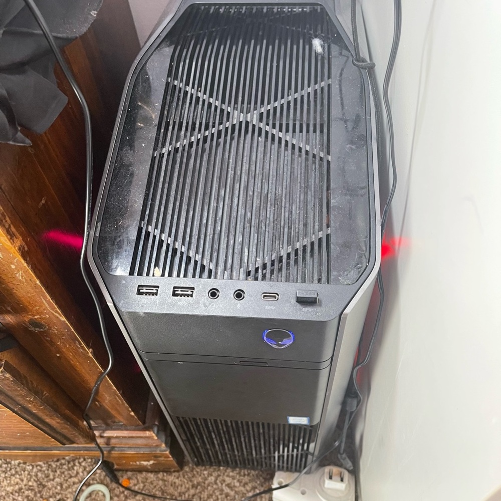 Alienware aurora R7